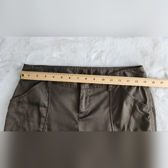 Simply Vera by Vera Wang Army Green pants - Picture 2 of 15